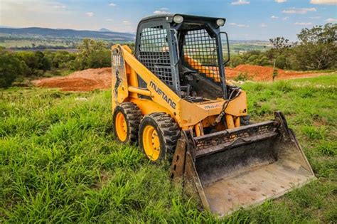 mustang 2041 skid steer reviews|mustang 2044 skid steer manual.